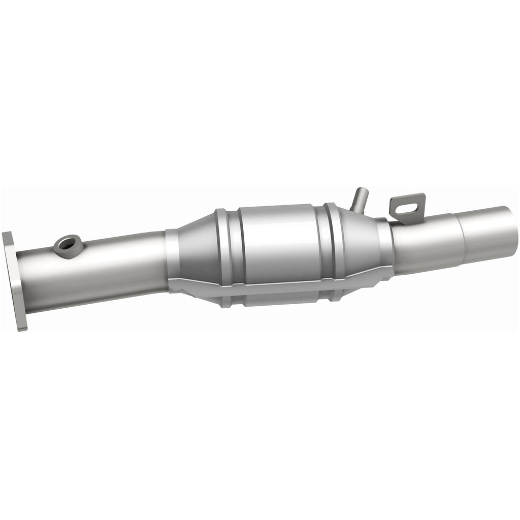 MagnaFlow Exhaust Products 23713 Standard Grade Direct-Fit Catalytic Converter for Select Volkswagen Golf, Volkswagen Jetta
