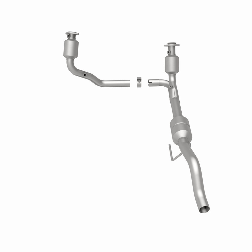 MagnaFlow Exhaust Products 51338 OEM Grade Direct-Fit Catalytic Converter for Select Dodge Durango