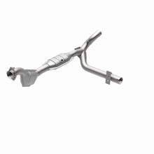 Load image into Gallery viewer, MagnaFlow Exhaust Products 447124 California CARB Direct-Fit Catalytic Converter for Select Ford Expedition, Ford F-150