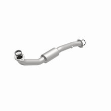 Load image into Gallery viewer, MagnaFlow Exhaust Products 52206 OEM Grade Direct-Fit Catalytic Converter for Select Toyota Highlander