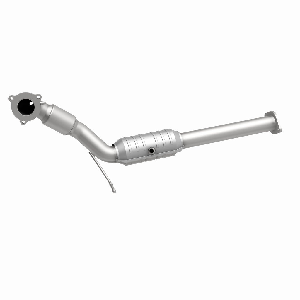 MagnaFlow Exhaust Products 51451 OEM Grade Direct-Fit Catalytic Converter for Select Volvo S60, Volvo V70