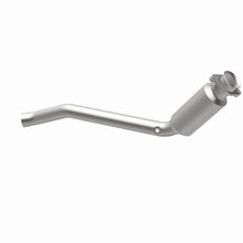 Load image into Gallery viewer, MagnaFlow Exhaust Products 5551531 California CARB Direct-Fit Catalytic Converter for Select Land Rover LR4, Land Rover Range Rover Sport