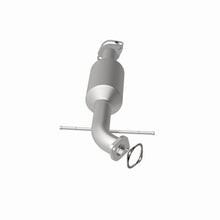 Load image into Gallery viewer, MagnaFlow Exhaust Products 5491544 California CARB Direct-Fit Catalytic Converter for Select Kia Sedona
