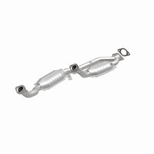 Load image into Gallery viewer, MagnaFlow Exhaust Products 23543 HM Grade Direct-Fit Catalytic Converter for Select Ford Windstar