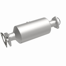 Load image into Gallery viewer, MagnaFlow Exhaust Products 5661912 California CARB Direct-Fit Catalytic Converter for Select Honda Accord