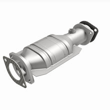 Load image into Gallery viewer, MagnaFlow Exhaust Products 441704 California CARB Direct-Fit Catalytic Converter for Select INFINITI I30, Nissan Maxima