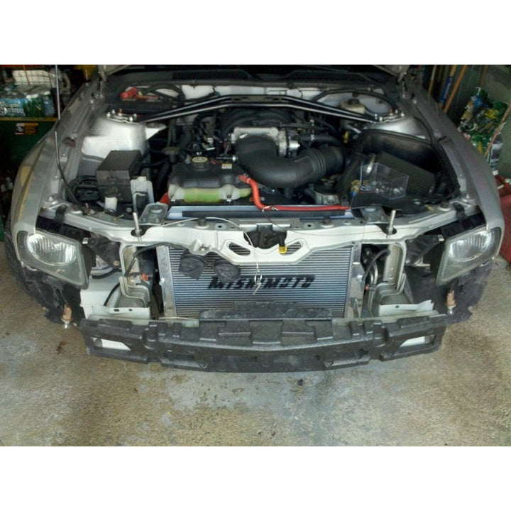 05-Ford-Mustang-Manual-Aluminum-Radiator
