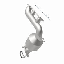 Load image into Gallery viewer, MagnaFlow Exhaust Products 49837 OEM Grade Manifold Catalytic Converter for Select Lexus RX330, Toyota Highlander, Toyota Sienna