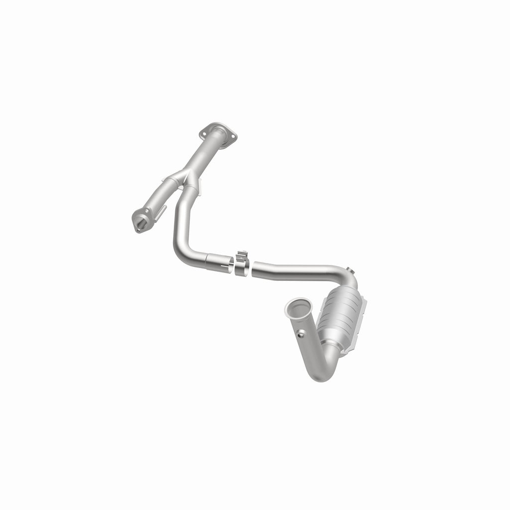MagnaFlow Exhaust Products 49582 OEM Grade Direct-Fit Catalytic Converter for Select Jeep Liberty