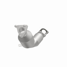Load image into Gallery viewer, MagnaFlow Exhaust Products 5481601 California CARB Direct-Fit Catalytic Converter for Select INFINITI FX35