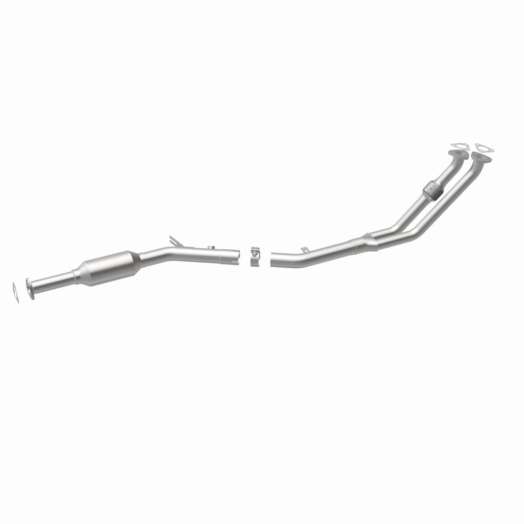 MagnaFlow Exhaust Products 23553 Standard Grade Direct-Fit Catalytic Converter for Select BMW 325, BMW 325e
