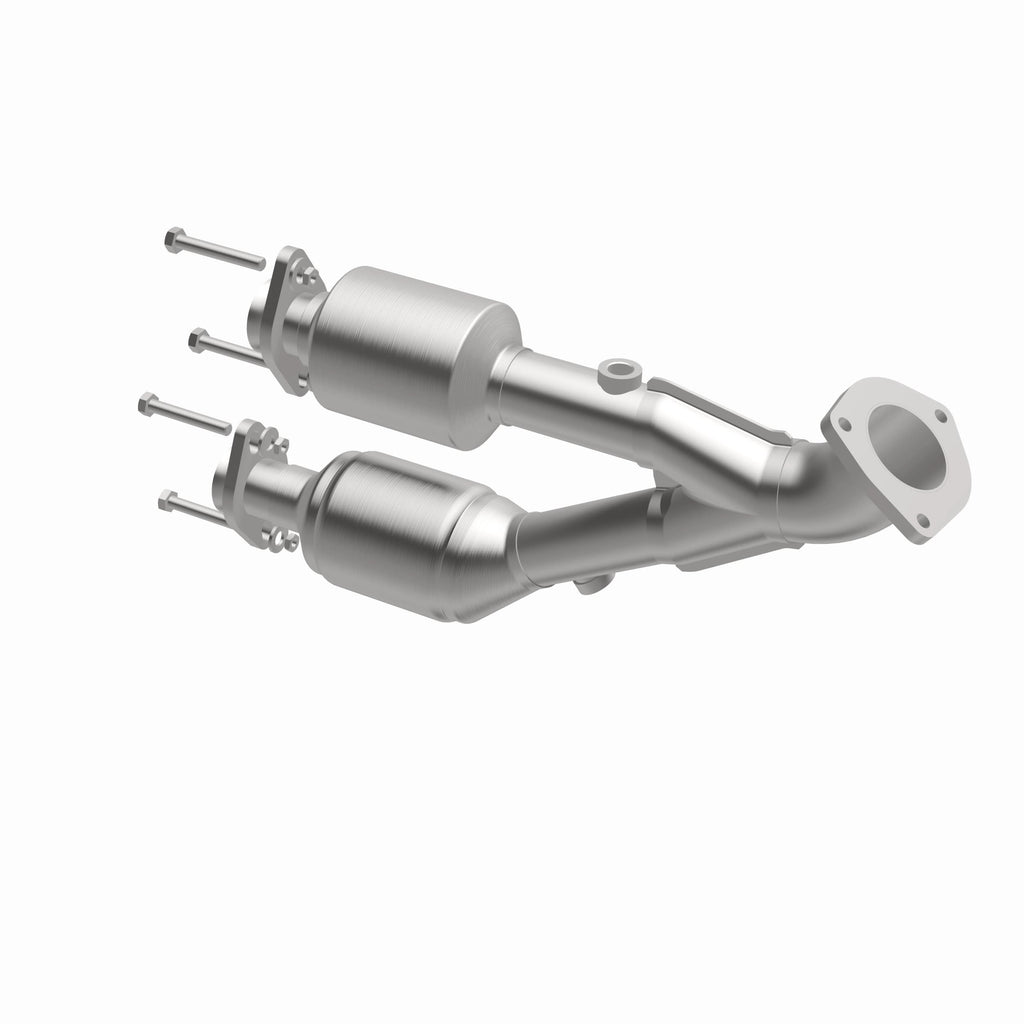 MagnaFlow Exhaust Products 93207 HM Grade Direct-Fit Catalytic Converter for Select Jeep Cherokee
