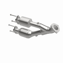 Load image into Gallery viewer, MagnaFlow Exhaust Products 93207 HM Grade Direct-Fit Catalytic Converter for Select Jeep Cherokee