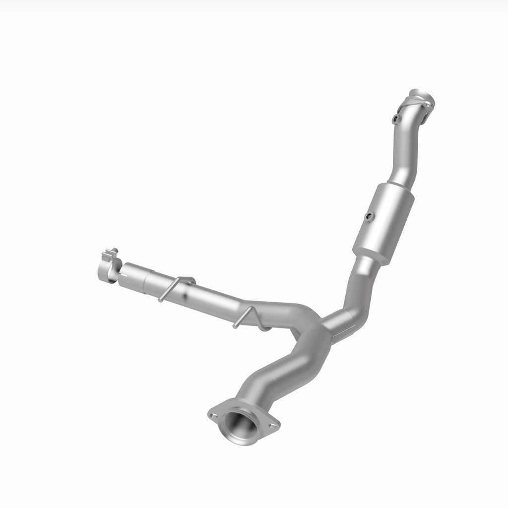 MagnaFlow Exhaust Products 21-528 OEM Grade Direct-Fit Catalytic Converter for Select Ford Expedition, Lincoln Navigator