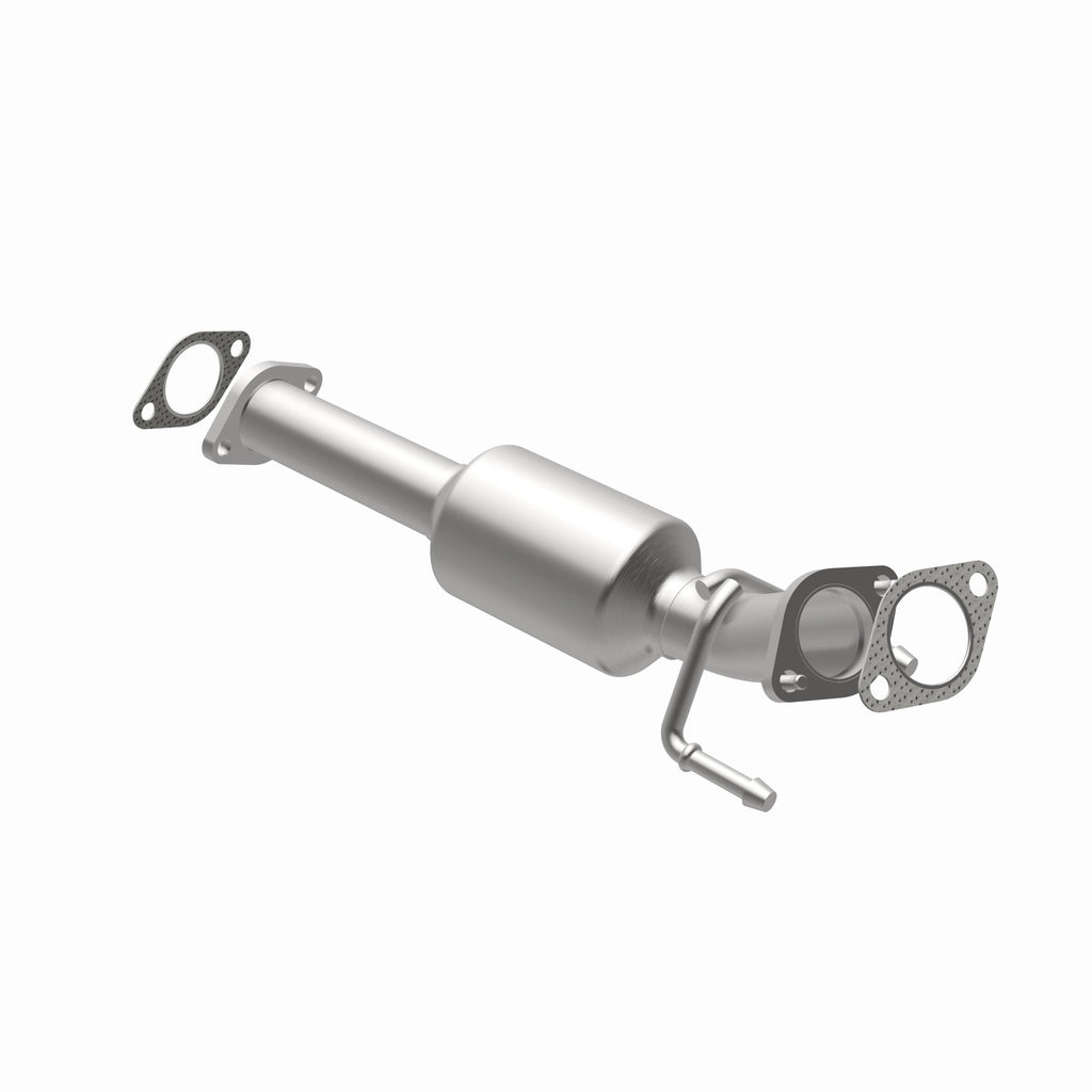 MagnaFlow Exhaust Products 52421 OEM Grade Direct-Fit Catalytic Converter for Select Chevrolet Sonic