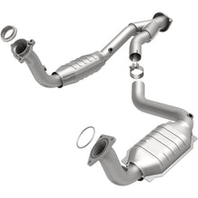 Load image into Gallery viewer, MagnaFlow Exhaust Products 4451640 California CARB Direct-Fit Catalytic Converter for Select Chevrolet SSR