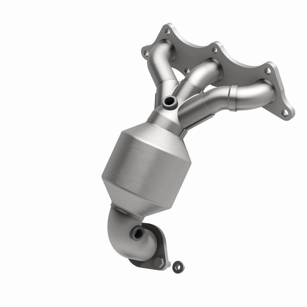 MagnaFlow Exhaust Products 50677 HM Grade Manifold Catalytic Converter for Select Mitsubishi Endeavor, Mitsubishi Galant