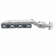 Load image into Gallery viewer, MagnaFlow Exhaust Products 4583381 California CARB Manifold Catalytic Converter for Select INFINITI QX56, Nissan Pathfinder Armada, Nissan TITAN