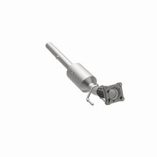 Load image into Gallery viewer, MagnaFlow Exhaust Products 5661377 California CARB Direct-Fit Catalytic Converter for Select Volkswagen Beetle