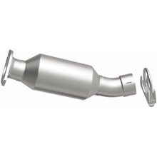 Load image into Gallery viewer, MagnaFlow Exhaust Products 5671448 California CARB Direct-Fit Catalytic Converter for Select Toyota Prius C