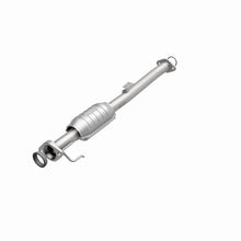 Load image into Gallery viewer, MagnaFlow Exhaust Products 49115 OEM Grade Direct-Fit Catalytic Converter for Select Chevrolet Tracker, Suzuki Vitara
