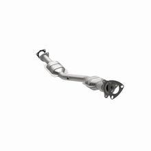 Load image into Gallery viewer, MagnaFlow Exhaust Products 51722 OEM Grade Direct-Fit Catalytic Converter for Select Saturn Vue