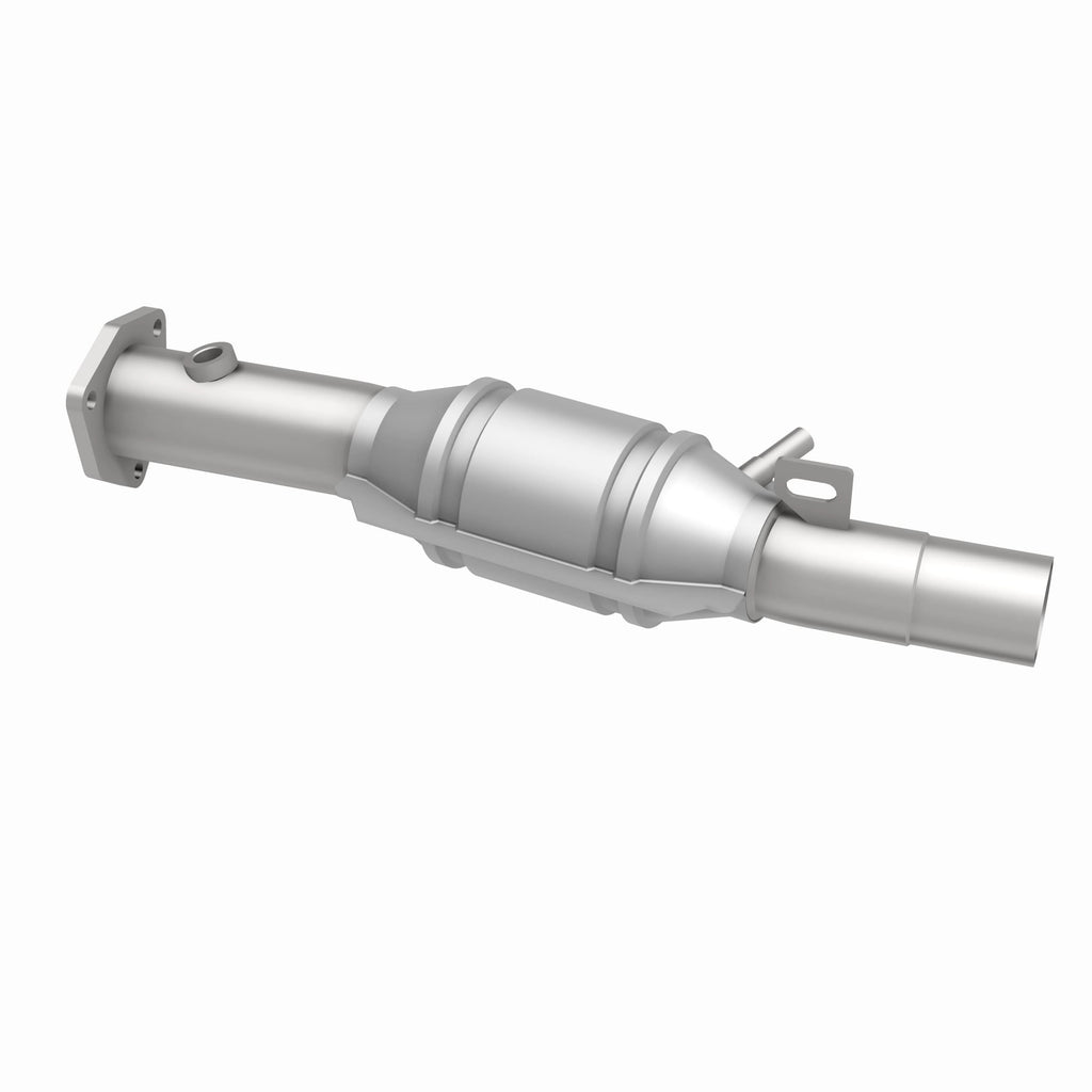 MagnaFlow Exhaust Products 23713 Standard Grade Direct-Fit Catalytic Converter for Select Volkswagen Golf, Volkswagen Jetta