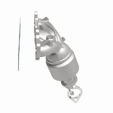 Load image into Gallery viewer, MagnaFlow Exhaust Products 52781 OEM Grade Manifold Catalytic Converter for Select Hyundai Azera, Kia Cadenza, Kia Sedona