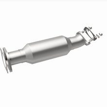 Load image into Gallery viewer, MagnaFlow Exhaust Products 5592426 California CARB Direct-Fit Catalytic Converter for Select Hyundai Santa Fe