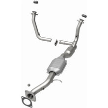 Load image into Gallery viewer, MagnaFlow Exhaust Products 24898 HM Grade Direct-Fit Catalytic Converter for Select Chevrolet Blazer