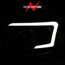 Load image into Gallery viewer, 06-09-Dodge-Ram-150025003500-Headlights-Black-HousingClear-Lens-(W-Light-Bars)