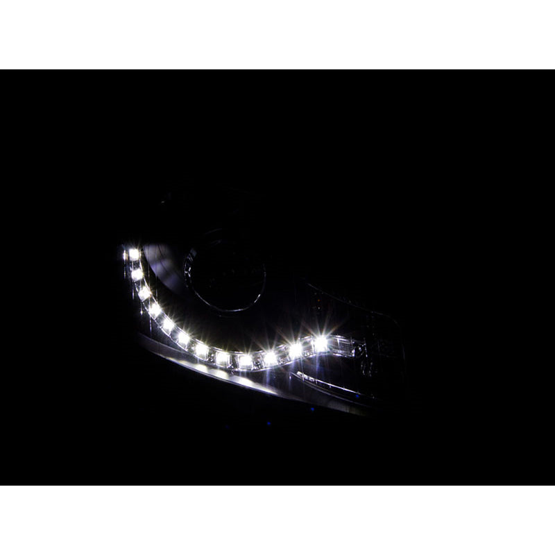 0608-Audi-A3-Projector-Black-Clear(R8-Led-Style)(DriverPassenger
