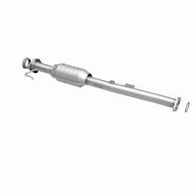 Load image into Gallery viewer, MagnaFlow Exhaust Products 441020 California CARB Direct-Fit Catalytic Converter for Select Chevrolet Tracker, Suzuki Vitara
