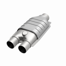 Load image into Gallery viewer, MagnaFlow Exhaust Products 94007 Standard Grade Universal Catalytic Converter for Select Alfa Romeo 164, Alfa Romeo Milano, BMW 325i, BMW 325iX, BMW 325is, BMW 525iT, BMW 528e, BMW 533i, BMW 535i, BMW 633CSi, BMW 635CSi, BMW 733i, BMW 735i, BMW 735iL,