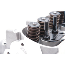 Load image into Gallery viewer, Edelbrock 61575 Performer Pontiac D-Port Cylinder Head 87cc Hydraulic Roller Springs