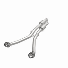 Load image into Gallery viewer, MagnaFlow Exhaust Products 557969 California CARB Direct-Fit Catalytic Converter for Select Cadillac CTS