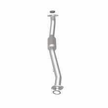 Load image into Gallery viewer, MagnaFlow Exhaust Products 52206 OEM Grade Direct-Fit Catalytic Converter for Select Toyota Highlander