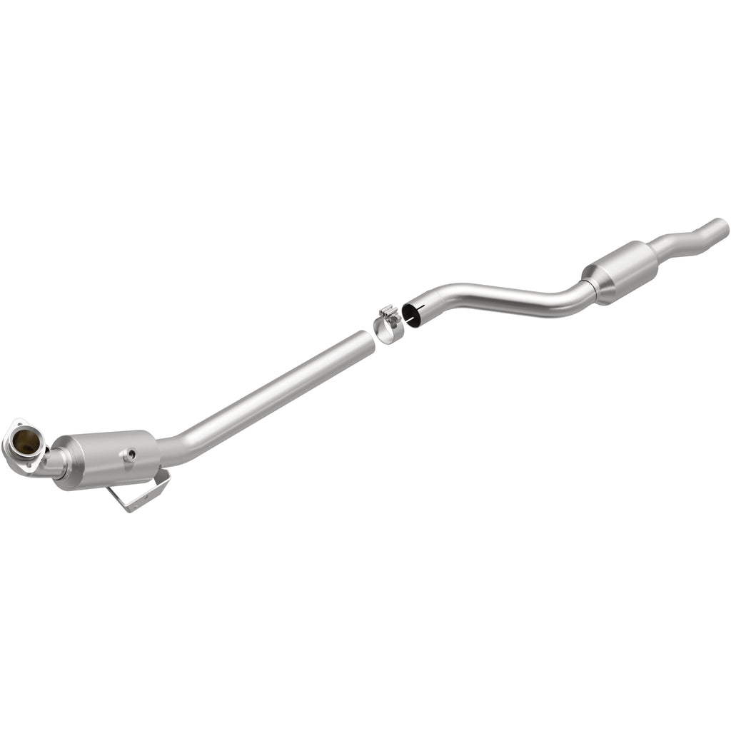 MagnaFlow Exhaust Products 21-440 OEM Grade Direct-Fit Catalytic Converter for Select Mercedes-Benz GLK350
