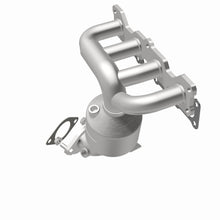 Load image into Gallery viewer, MagnaFlow Exhaust Products 5631125 California CARB Manifold Catalytic Converter for Select Hyundai Sonata, Kia Forte, Kia Forte Koup, Kia Optima, Kia Rondo