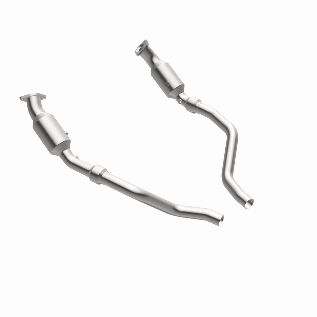 MagnaFlow Exhaust Products 16421 OEM Grade Direct-Fit Catalytic Converter for Select Chrysler 300, Dodge Challenger, Dodge Charger, Dodge Magnum