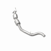 Load image into Gallery viewer, MagnaFlow Exhaust Products 21-607 OEM Grade Direct-Fit Catalytic Converter for Select Land Rover Range Rover, Land Rover Range Rover Sport