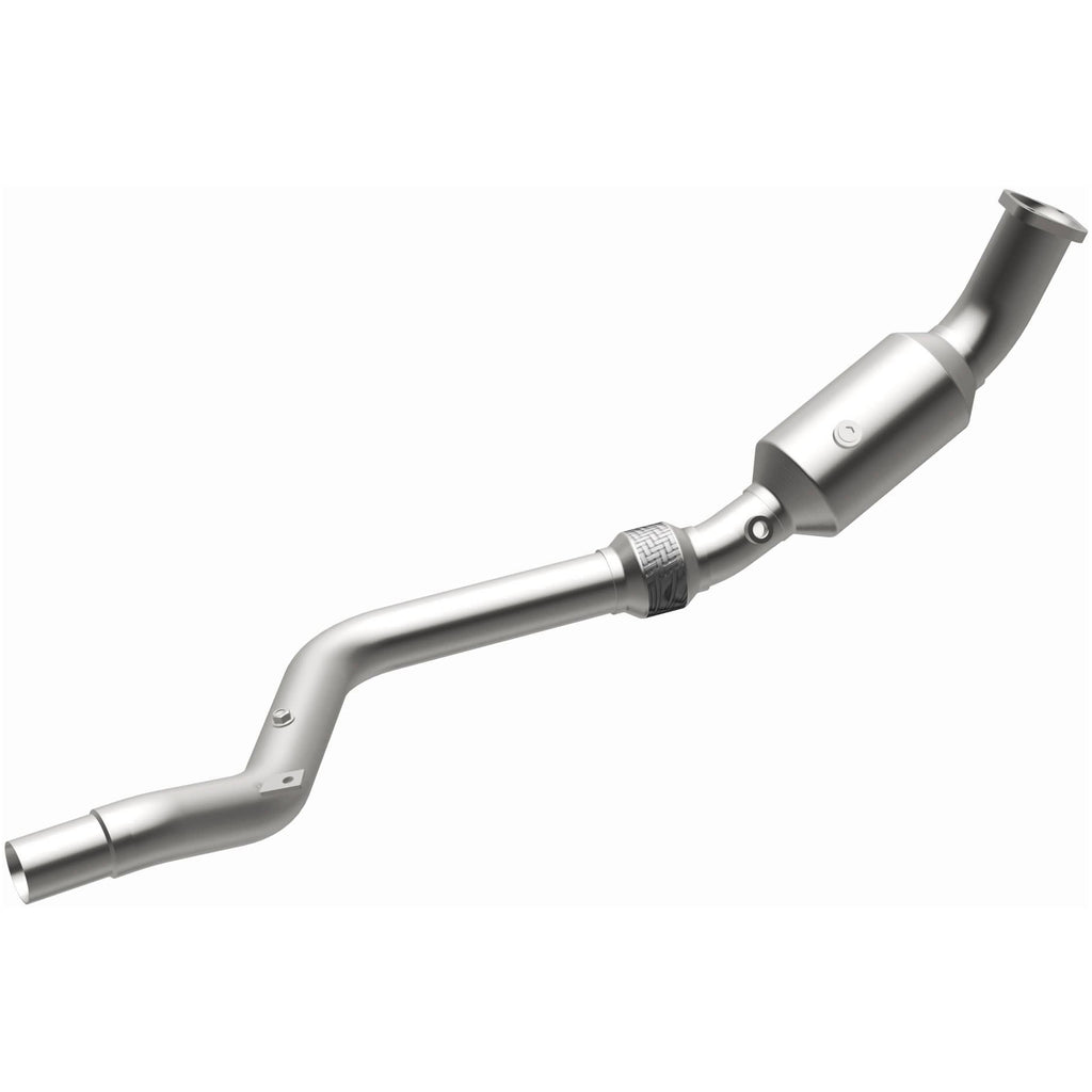 MagnaFlow Exhaust Products 5461140 California CARB Direct-Fit Catalytic Converter for Select Chrysler 300, Dodge Charger, Dodge Magnum
