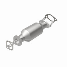 Load image into Gallery viewer, MagnaFlow Exhaust Products 5561823 California CARB Direct-Fit Catalytic Converter for Select Hyundai Elantra, Hyundai Elantra GT
