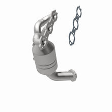 Load image into Gallery viewer, MagnaFlow Exhaust Products 51481 OEM Grade Manifold Catalytic Converter for Select Chrysler Pacifica