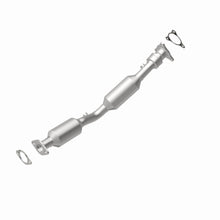 Load image into Gallery viewer, MagnaFlow Exhaust Products 5631958 California CARB Direct-Fit Catalytic Converter for Select Chevrolet Cobalt, Pontiac G5