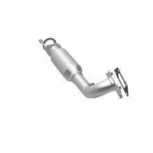 Load image into Gallery viewer, MagnaFlow Exhaust Products 551547 California CARB Direct-Fit Catalytic Converter for Select Cadillac CTS