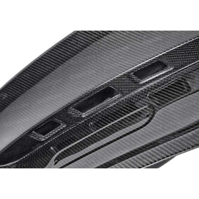 07-13-Bmw-E92-2Dr-Csl-Style-Carbon-Fiber-TrunkHatch