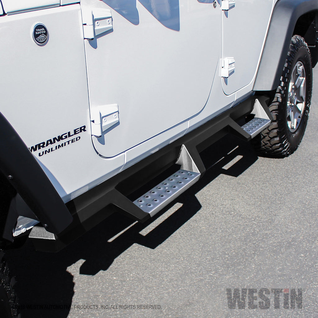 07-18-Jeep-Wrangler-Jku-4Dr.-Hdx-Stainless-Drop-Nerf-Step-Bars---Tex.-Blk