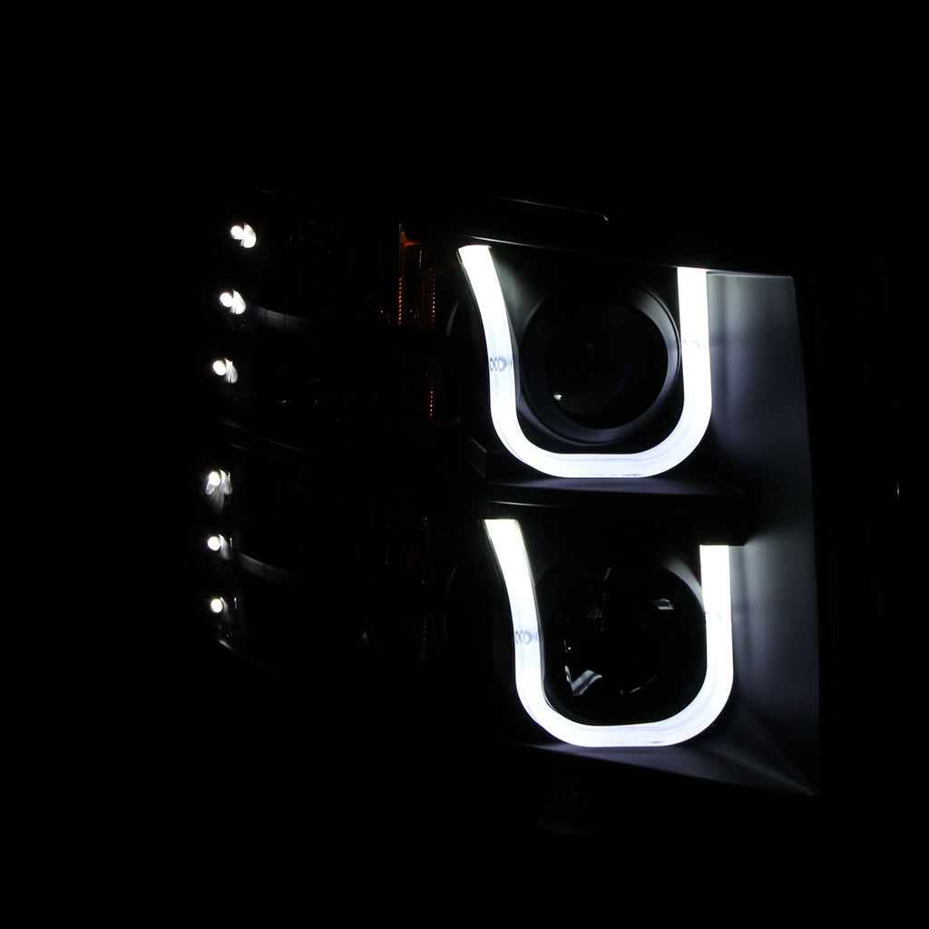 0713-Silverado-15000714-Silverado-25003500-Proj-WUbar-Black-Clear-Amber-Headlights-DrivPass