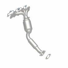 Load image into Gallery viewer, MagnaFlow Exhaust Products 5531052 California CARB Manifold Catalytic Converter for Select Ford Focus